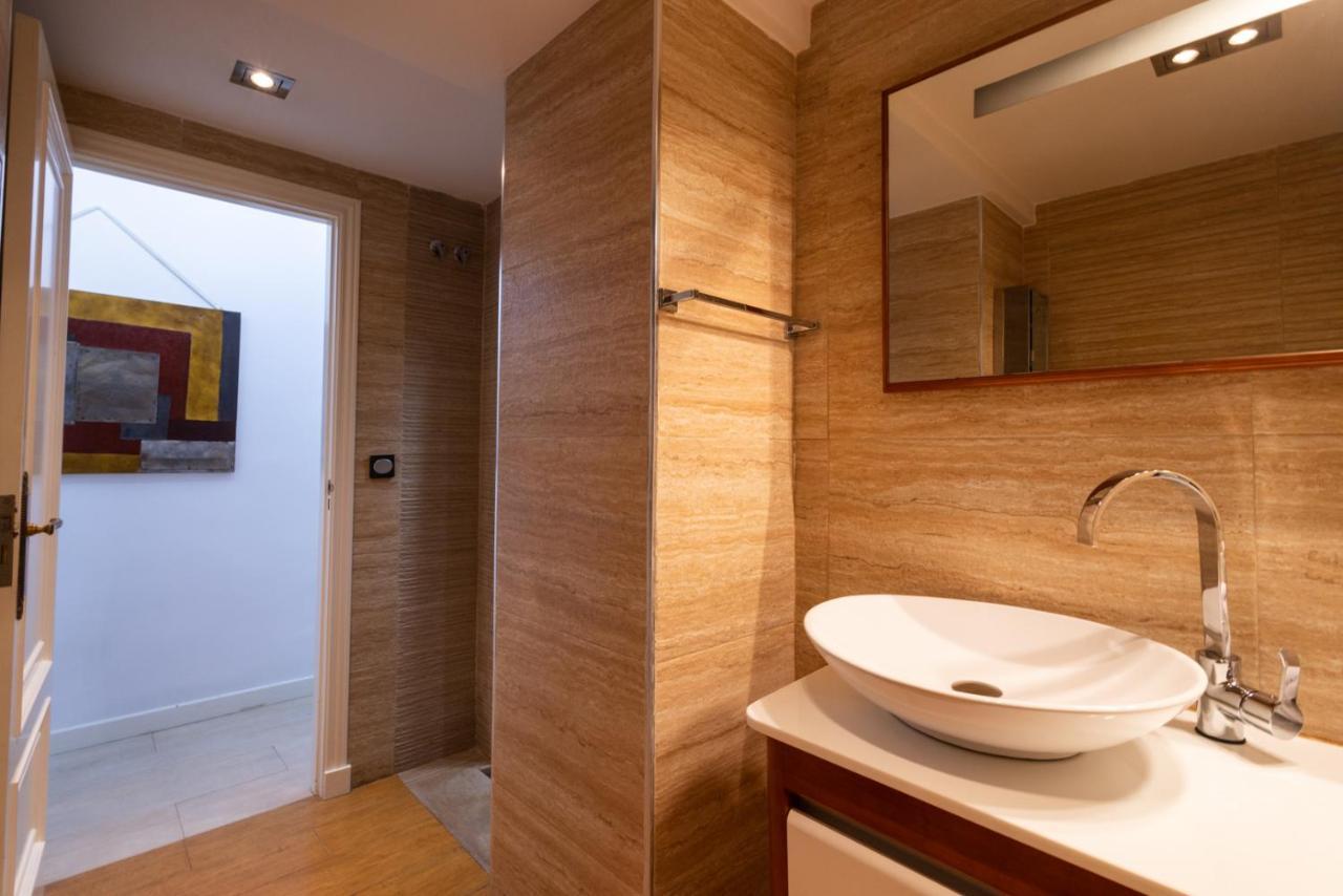 Florit Flats - The Old Town Apartment Valenza Esterno foto