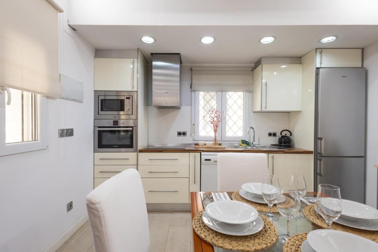 Florit Flats - The Old Town Apartment Valenza Esterno foto