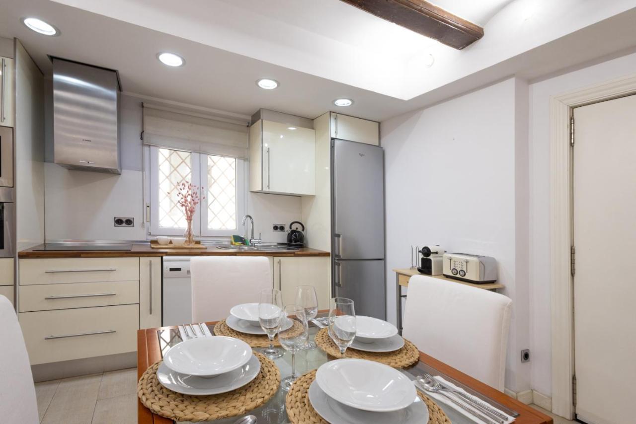 Florit Flats - The Old Town Apartment Valenza Esterno foto