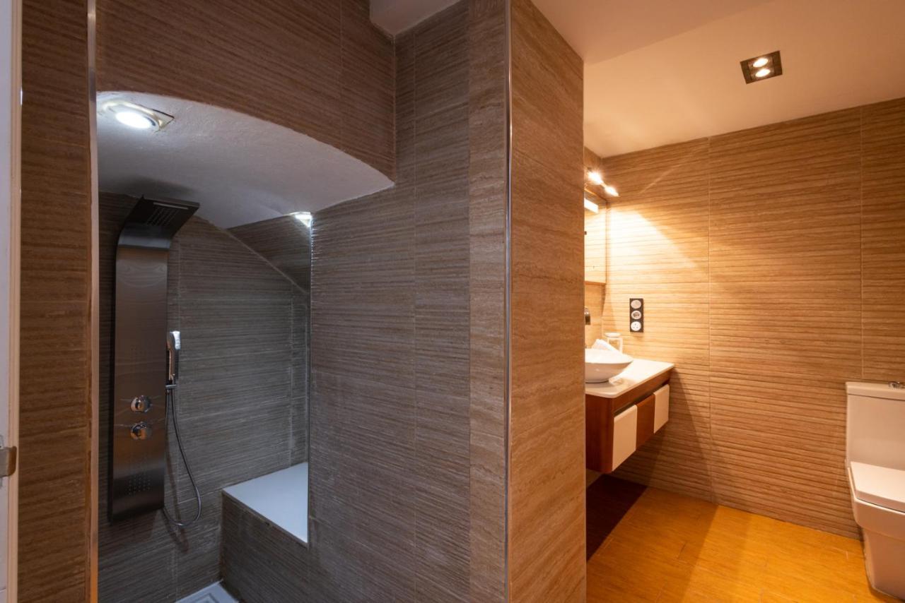 Florit Flats - The Old Town Apartment Valenza Esterno foto