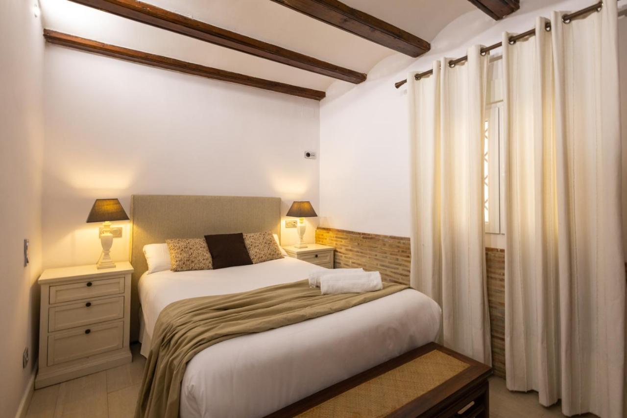 Florit Flats - The Old Town Apartment Valenza Esterno foto